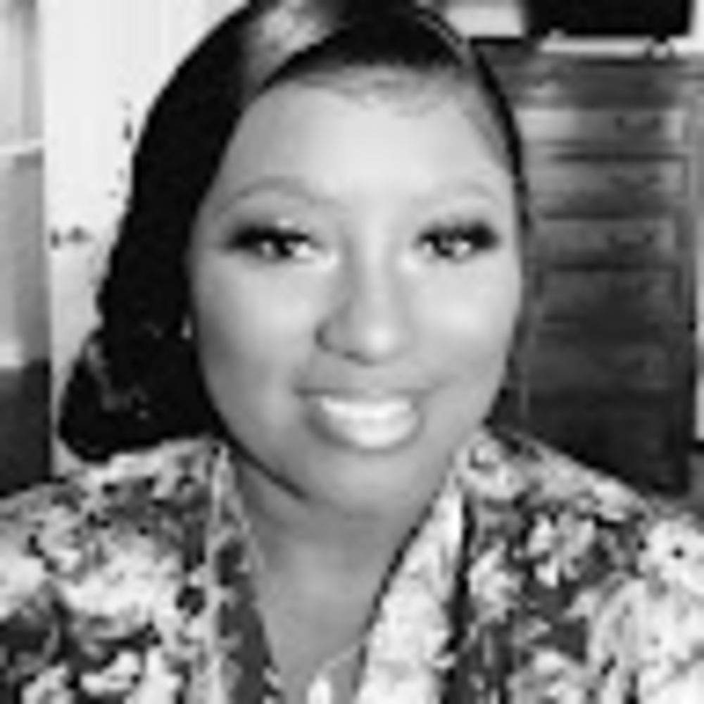 Meet your Posher, Kelita